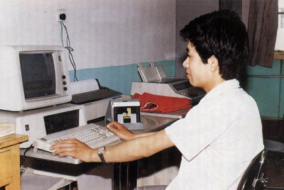BMPC-XT計算機。建廠后始終把技術改造作為工作重點來抓。1980-1988年中，每年都安排了重點技術改造項目。